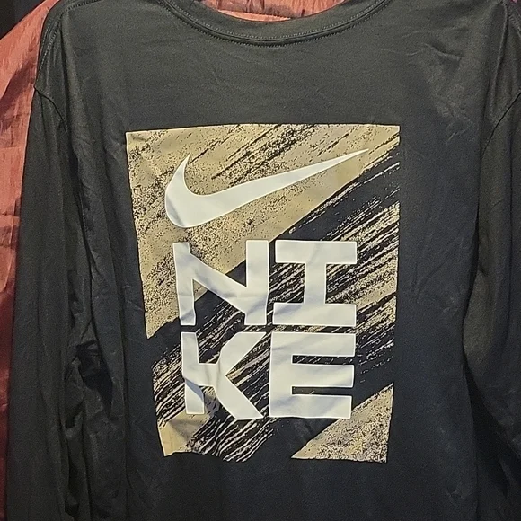 Nike dri-fit long sleeve legend center logo t-shirt men's black - Picture 2 of 3